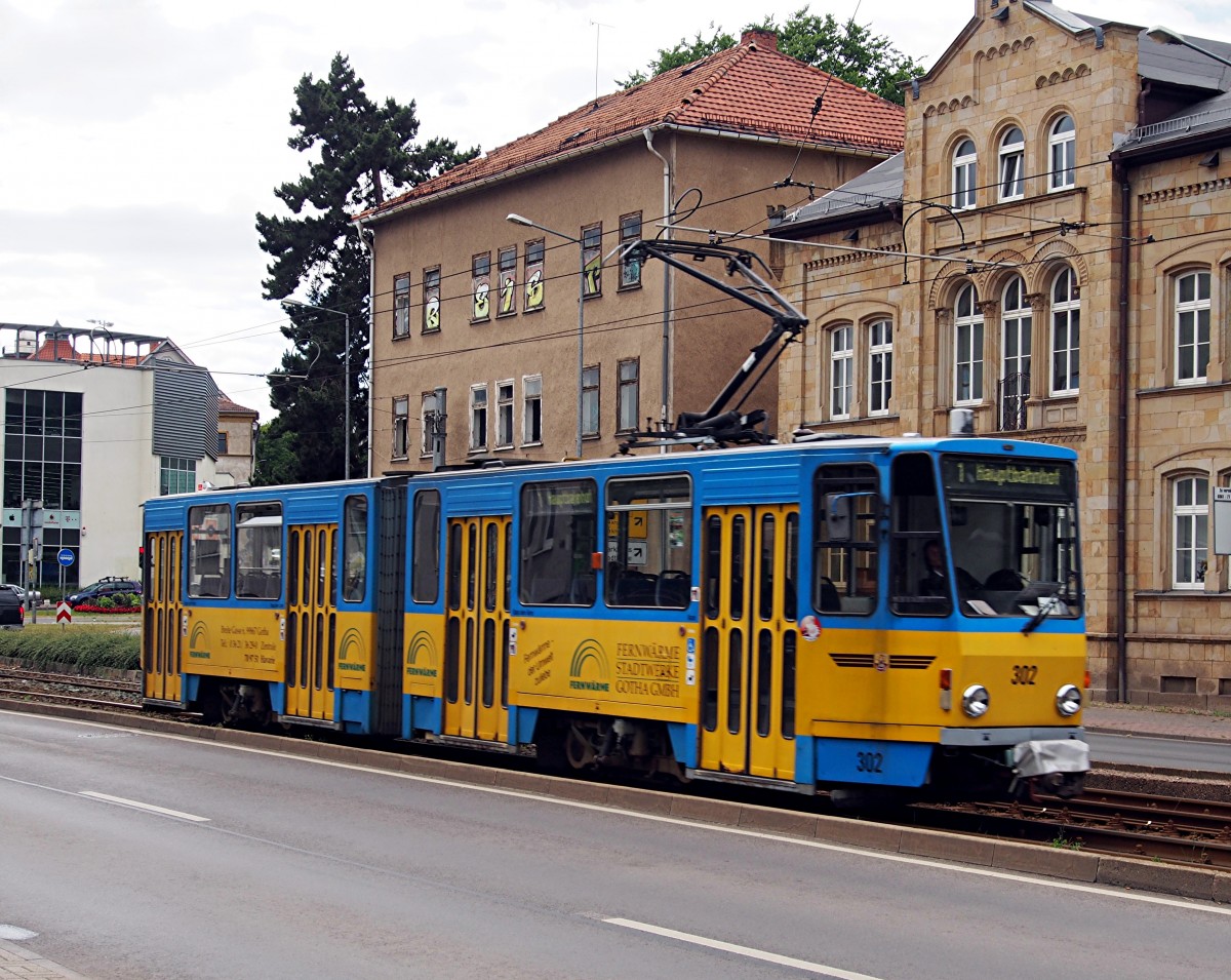 KT 4DM Nr.302 von CKD, Baujahr 1981, in Gotha am 20.06.2014.