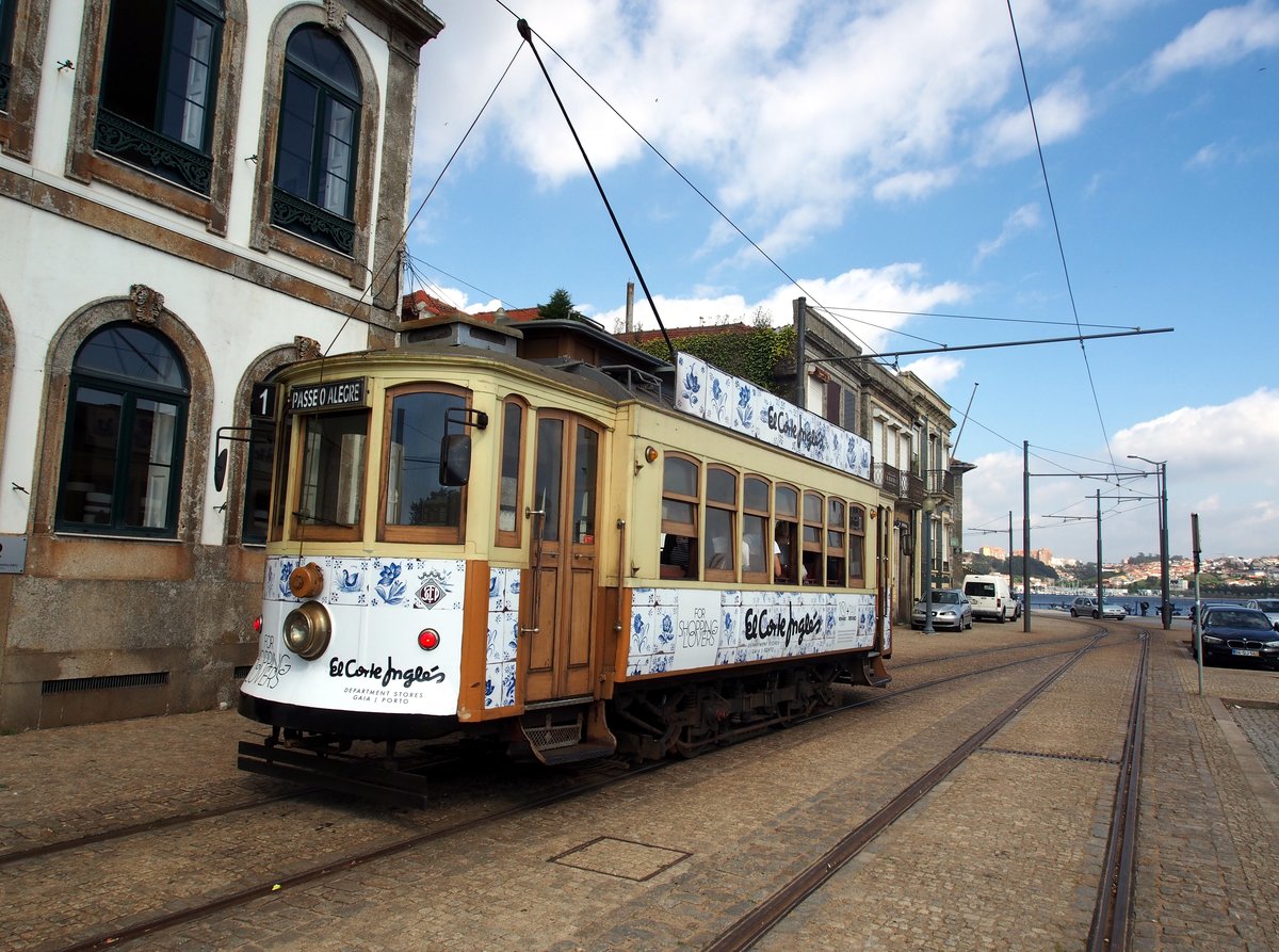 Tram Nr.218 in Porto am 14.05.2018.