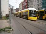 Hallo Helmut,
das ist eine Berliner Bahn der BVG ;).
LG Felix ... Felix B. 29.7.2017 17: Hallo Helmut,
das ist eine Berliner Bahn der BVG ;).
LG Felix ... Felix B. 29.7.2017 17: