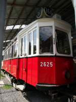 Sehnde bei Hannover/351376/l-1-nr2625-von-simmering-baujahr L 1 Nr.2625 von Simmering, Baujahr 1921, war in Wien im Betrieb und befindet sind am 15.06.2014 in Straßenbahnmuseum Sehnde/Wehmingen.