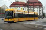 NGT 6 DD Nr.2501 von DWA/Siemens Baujahr 1995 am Postplatz in Dresden am 14.04.2016.