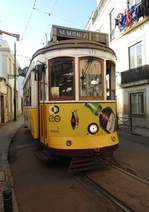 lissabon/567737/remodelado-carris-nr573-von-santo-amaro Remodelado Carris Nr.573 von Santo Amaro in Lissabon am 03.04.2017.