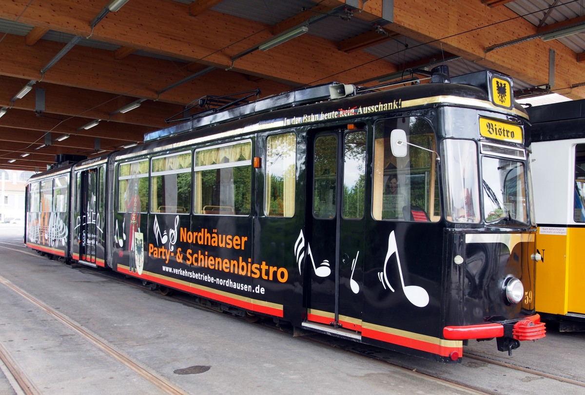 G4-65 Nr.59 von VEB Gotha, Baujahr 1965, ist als Party-Straßenbahn eingerichtet, in Hordhausen am 20.06.2014.