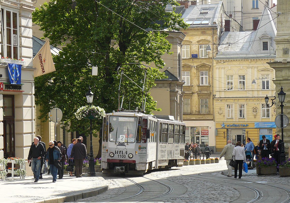 LKP (Львівське комунальне підприємство) LET (Lviv Elektro Trans) TW 1100 Rynokplatz, Lviv, Ukraine 16-05-2014.