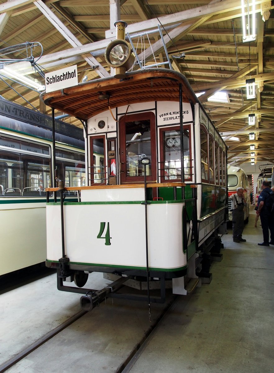 T 2 Nr.4 von AEG Baujahr 1894 im Tram-Museum Halle am 20.07.2019.