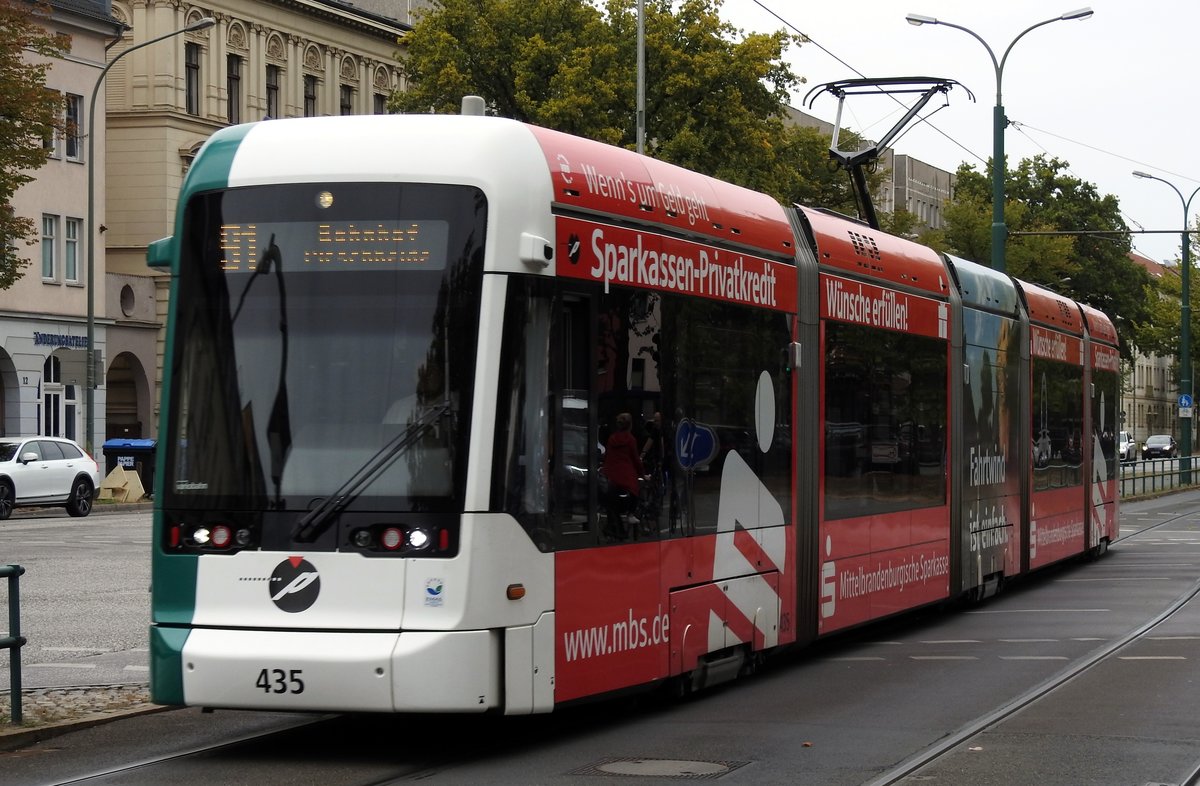 Variobahn Nr.435 von Stadler Baujahr 2014 in der Feuerbachstrasse in Potsdam am 02.09.2018.