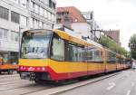 heilbronn-avg/451444/gt-8-100-dm2s-nr894-von-siemens GT 8-100 D/M2S Nr.894 von Siemens, Baujahr 2002 mit neuer Farbgestaltung der AVG im Stadtverkehr Heilbronn am 09.09.2015.