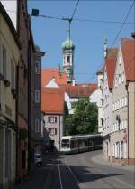 augsburg-stadtwerke-augsburg/218003/-cityflex-tram-am-milchberg-26052012-matthias . CityFlex-Tram am Milchberg, 26.05.2012 (Matthias)