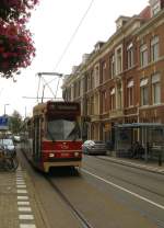 den-haag-haagsche-tramweg-maatschappij-htm/222443/tw-3036-haltestelle-van-speijkstraat-zoutmanstraat TW 3036 Haltestelle 'Van Speijkstraat'. Zoutmanstraat, Den Haag 06-08-2011.